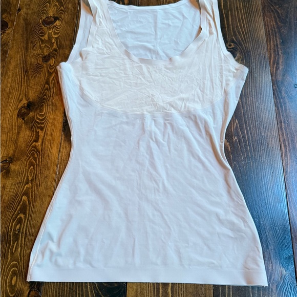 SPANX Shape Wear  Tank Top in Nude - Picture 1 of 3